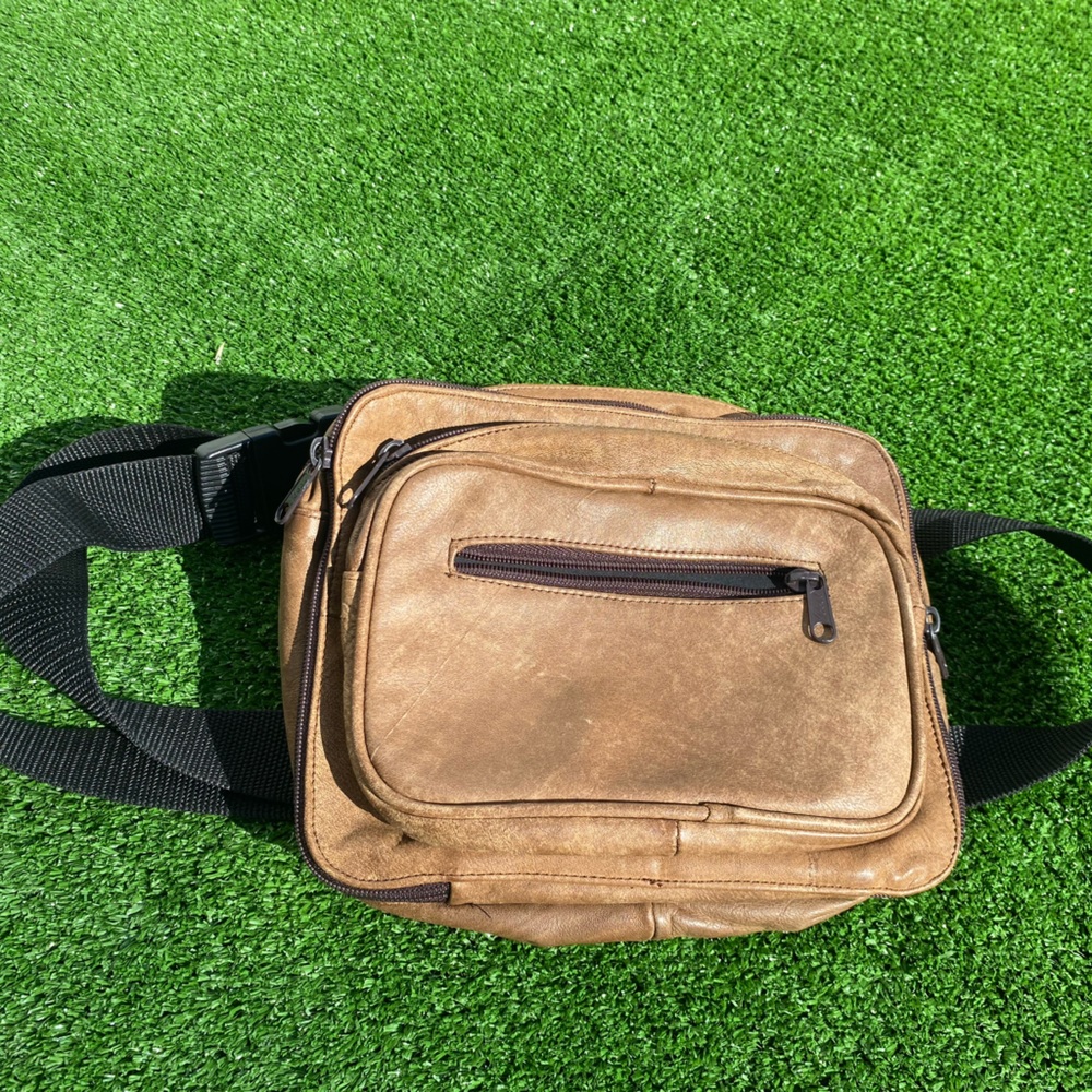Leather sling/hip bag